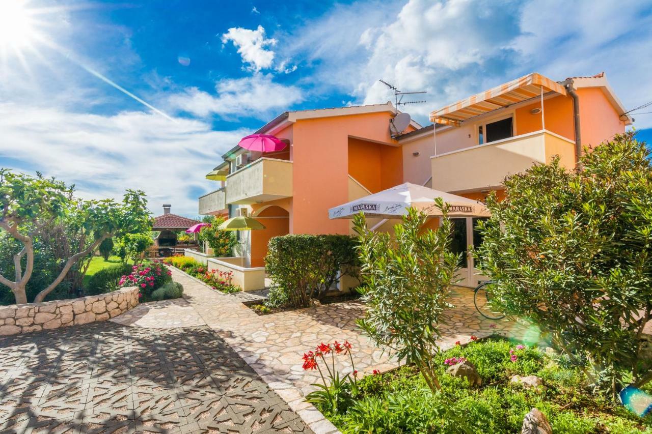Apartmani Albi Zaton  Kültér fotó