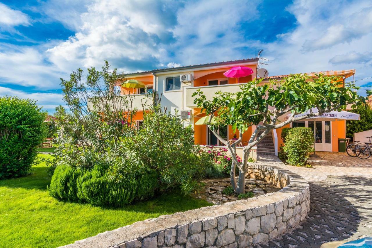 Apartmani Albi Zaton  Kültér fotó